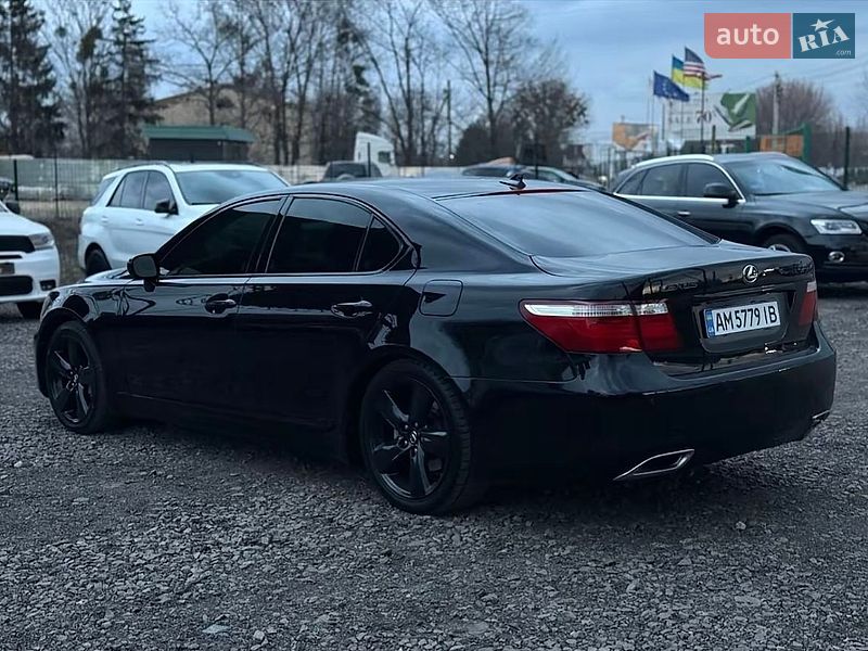 Седан Lexus LS 2007 в Киеве