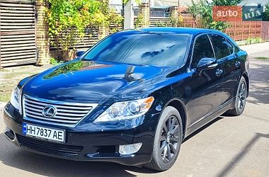 Седан Lexus LS 2010 в Одессе