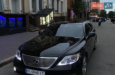 Седан Lexus LS 2007 в Полтаві