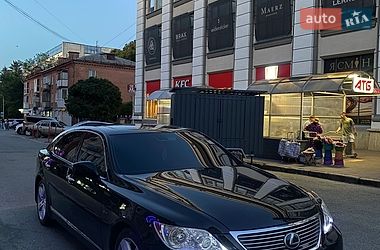 Седан Lexus LS 2007 в Полтаві