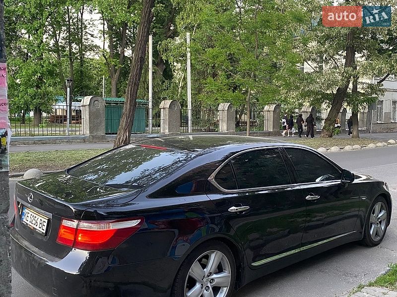 Седан Lexus LS 2007 в Полтаві