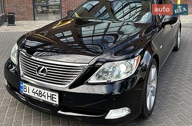 Седан Lexus LS 2008 в Кобеляках