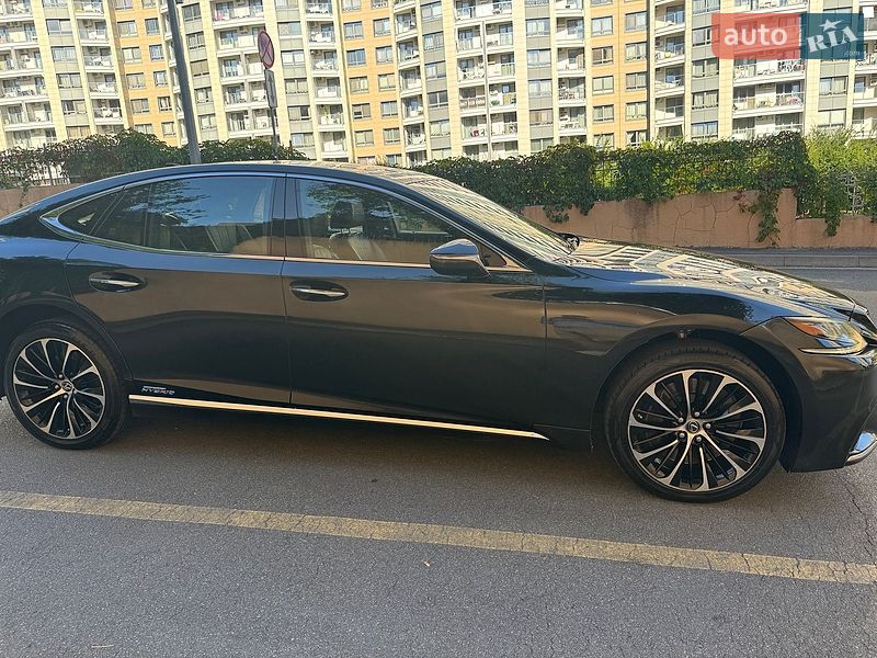 Седан Lexus LS 2017 в Києві