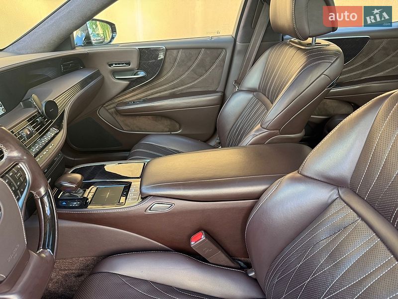 Седан Lexus LS 2017 в Києві