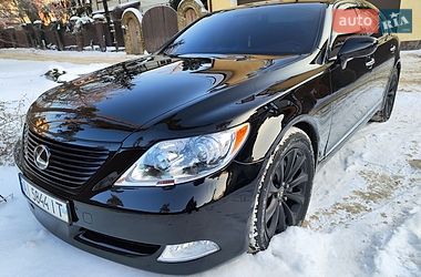 Седан Lexus LS 2007 в Буче