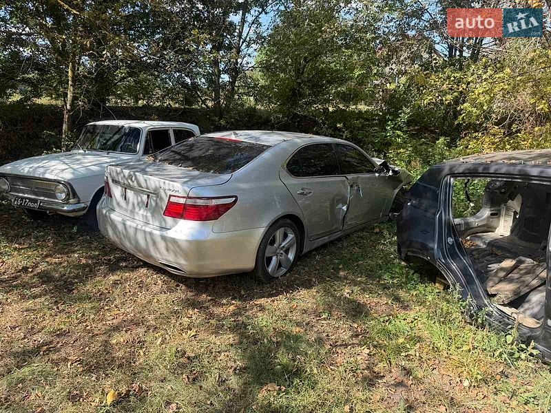 Седан Lexus LS 2007 в Новых Санжарах