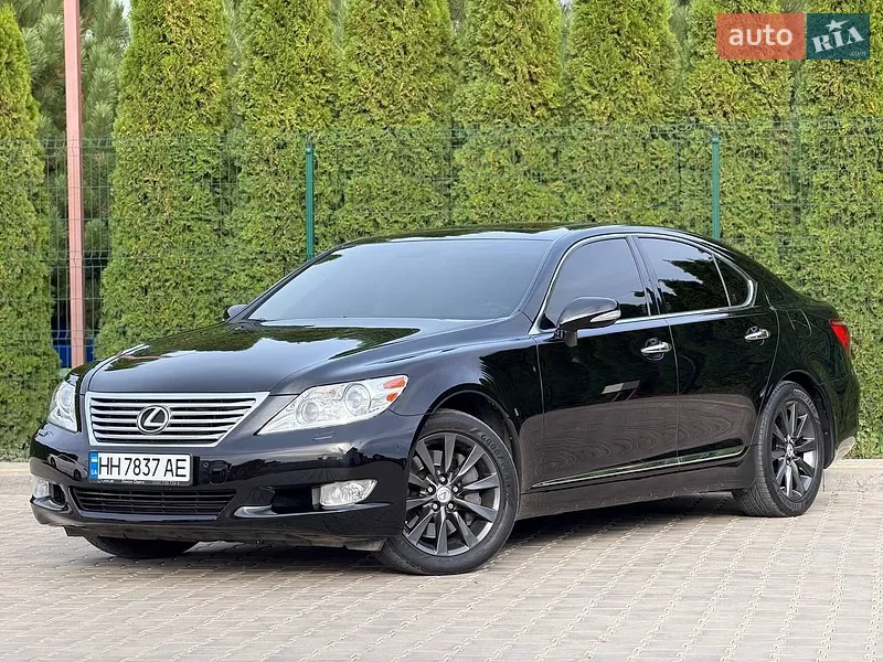 Lexus LS 2010