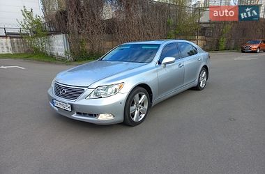 Седан Lexus LS 2007 в Сумах