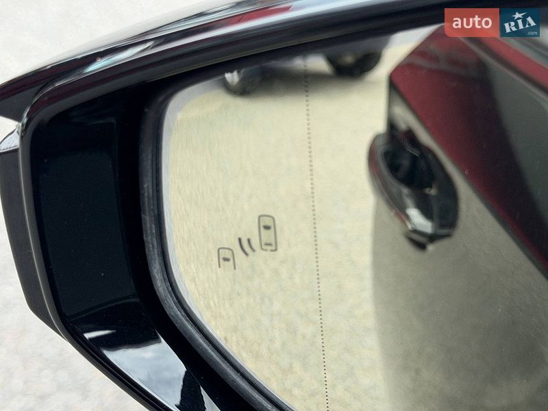 Седан Lexus LS 2018 в Киеве