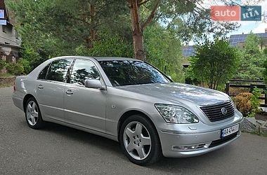 Седан Lexus LS 2004 в Киеве