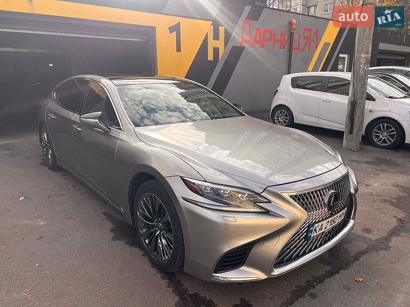 Седан Lexus LS 2017 в Києві