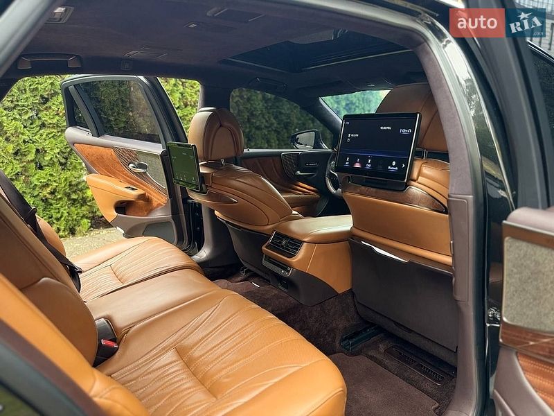 Седан Lexus LS 2018 в Києві