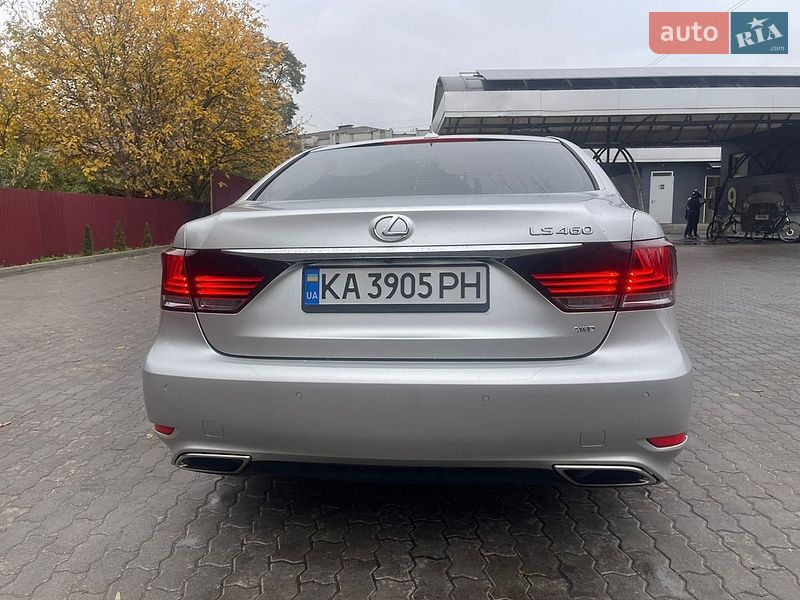 Седан Lexus LS 2013 в Львові