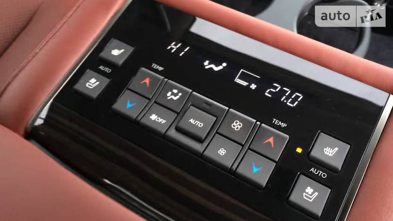 Внедорожник / Кроссовер Lexus LX 2015 в Киеве