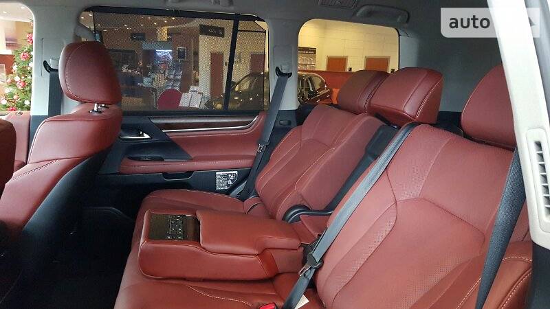 Внедорожник / Кроссовер Lexus LX 2015 в Киеве