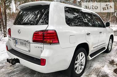 Внедорожник / Кроссовер Lexus LX 2008 в Киеве