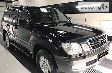 Внедорожник / Кроссовер Lexus LX 2000 в Николаеве