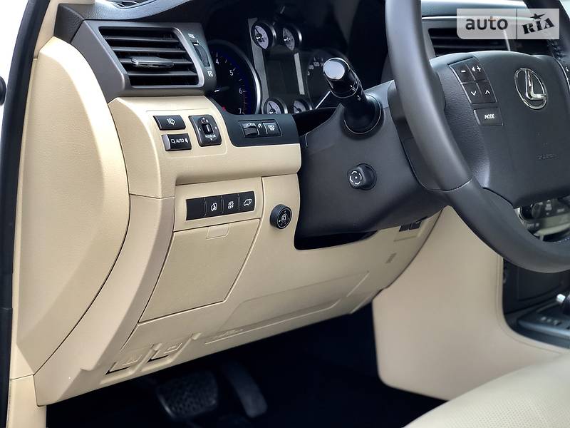 Внедорожник / Кроссовер Lexus LX 2008 в Киеве