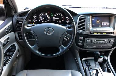 Внедорожник / Кроссовер Lexus LX 2007 в 