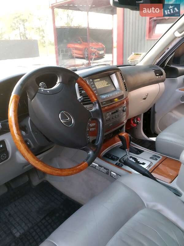 Позашляховик / Кросовер Lexus LX 2006 в Бучачі