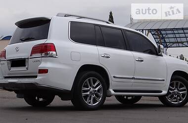 Внедорожник / Кроссовер Lexus LX 2014 в Одессе