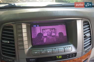 Позашляховик / Кросовер Lexus LX 2006 в 