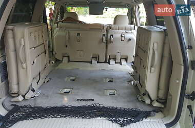 Позашляховик / Кросовер Lexus LX 2006 в 