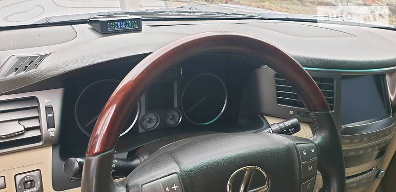 Позашляховик / Кросовер Lexus LX 2011 в Харкові
