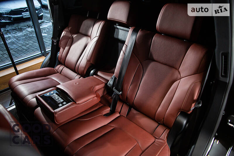 Позашляховик / Кросовер Lexus LX 2017 в Одесі