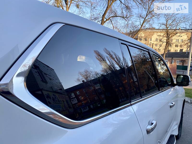 Позашляховик / Кросовер Lexus LX 2017 в Києві фото 33 Позашляховик / Кросовер Lexus LX 2017 в Києві