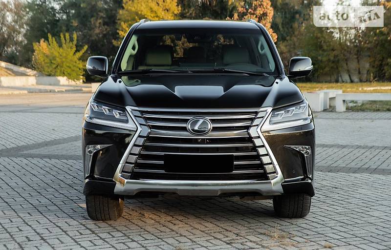 Позашляховик / Кросовер Lexus LX 2017 в 