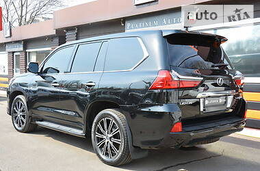 Позашляховик / Кросовер Lexus LX 2017 в 