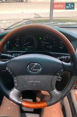 Внедорожник / Кроссовер Lexus LX 2006 в 