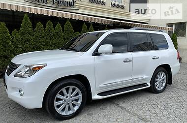 Позашляховик / Кросовер Lexus LX 2008 в 