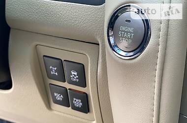 Позашляховик / Кросовер Lexus LX 2008 в 