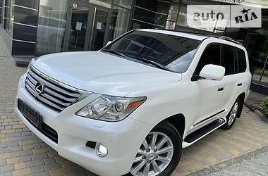Позашляховик / Кросовер Lexus LX 2008 в 