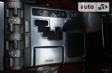 Позашляховик / Кросовер Lexus LX 2012 в 