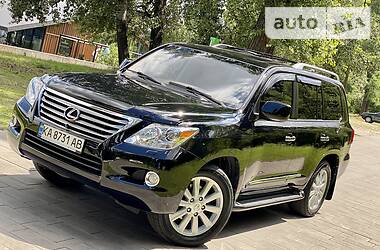 Внедорожник / Кроссовер Lexus LX 2011 в Киеве