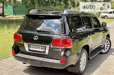 Внедорожник / Кроссовер Lexus LX 2011 в Киеве