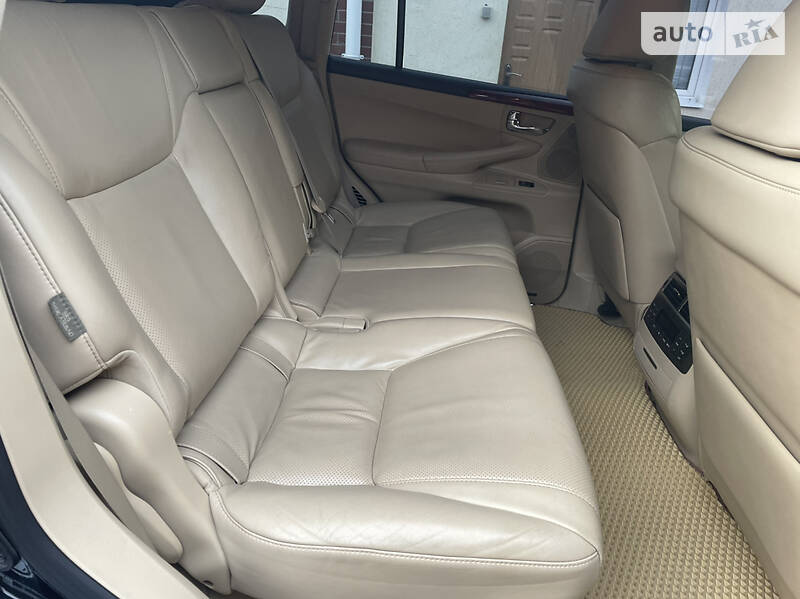 Внедорожник / Кроссовер Lexus LX 2008 в Николаеве