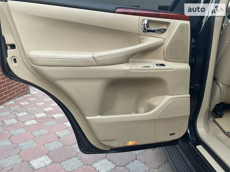 Внедорожник / Кроссовер Lexus LX 2008 в Николаеве