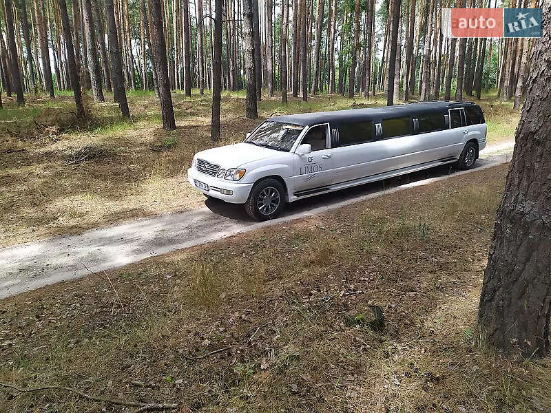 Лимузин Lexus LX 1999 в Лубнах