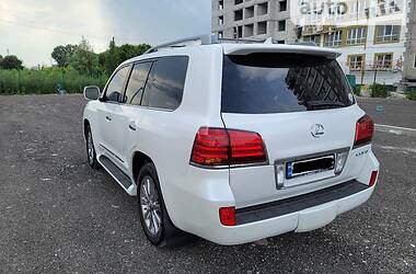 Внедорожник / Кроссовер Lexus LX 2011 в Киеве