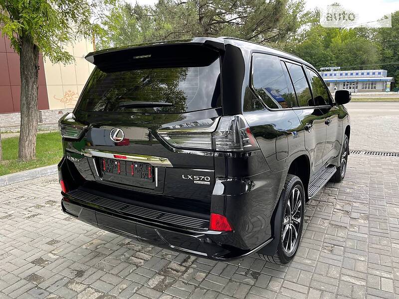 Внедорожник / Кроссовер Lexus LX 2021 в Днепре