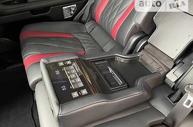 Позашляховик / Кросовер Lexus LX 2021 в 