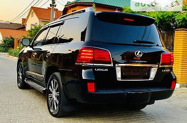 Позашляховик / Кросовер Lexus LX 2011 в Одесі