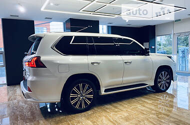 Позашляховик / Кросовер Lexus LX 2019 в Києві