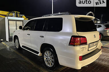 Позашляховик / Кросовер Lexus LX 2010 в 