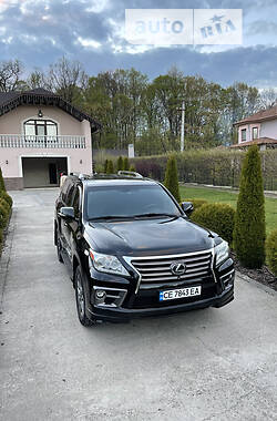 Внедорожник / Кроссовер Lexus LX 2014 в Черновцах