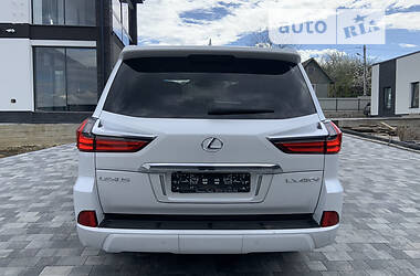 Внедорожник / Кроссовер Lexus LX 2018 в 
